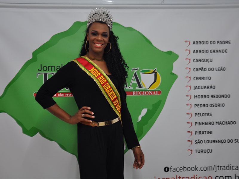 Pelotense representa o estado no concurso Miss Gay Brasil