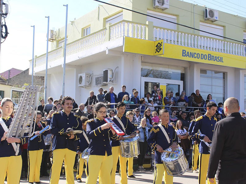 Semana da Pátria inicia em Cerrito