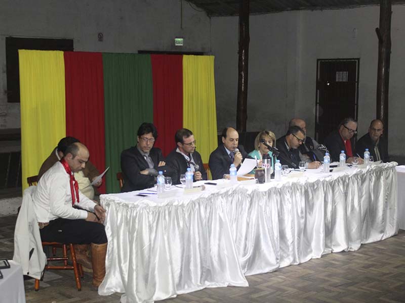 Legislativo de Pedro Osório adia votação do projeto de pavimentação