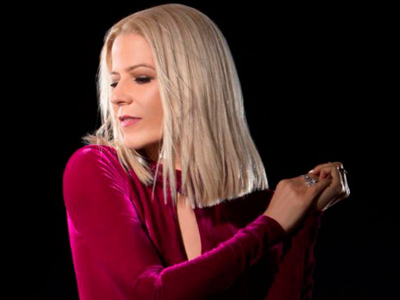 Paula Toller traz turnê solo a Pelotas