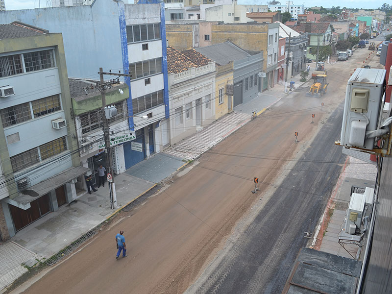 Pelotas: Trecho em obras na Deodoro fica interrompido até domingo (17)
