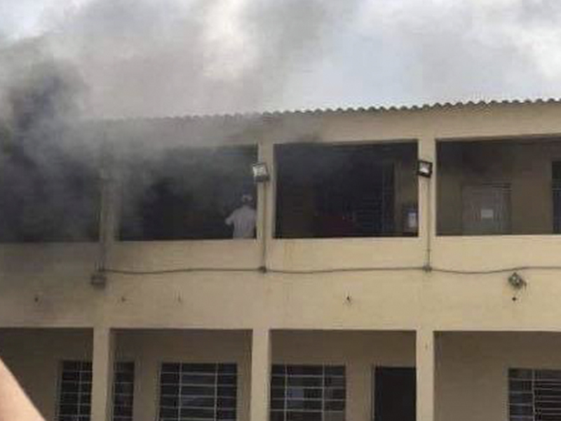 Cerrito: Sala de aula do JBS sofre incêndio