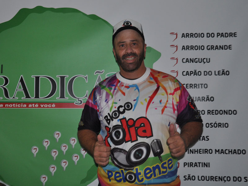 Bloco Folia Pelotense inicia programação carnavalesca no município