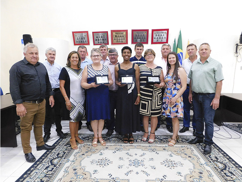 Câmara de Arroio do Padre realiza sessão solene alusiva ao Prêmio Mulher Guerreira 2020