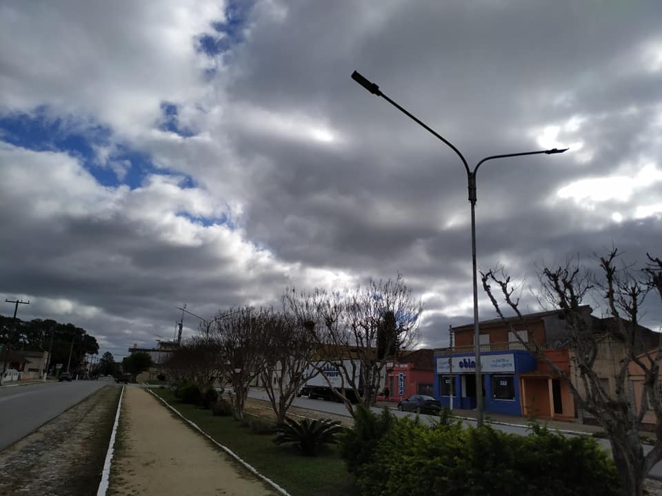 Pedro Osório: Avenida Alberto Pasqualini recebe iluminação de LED