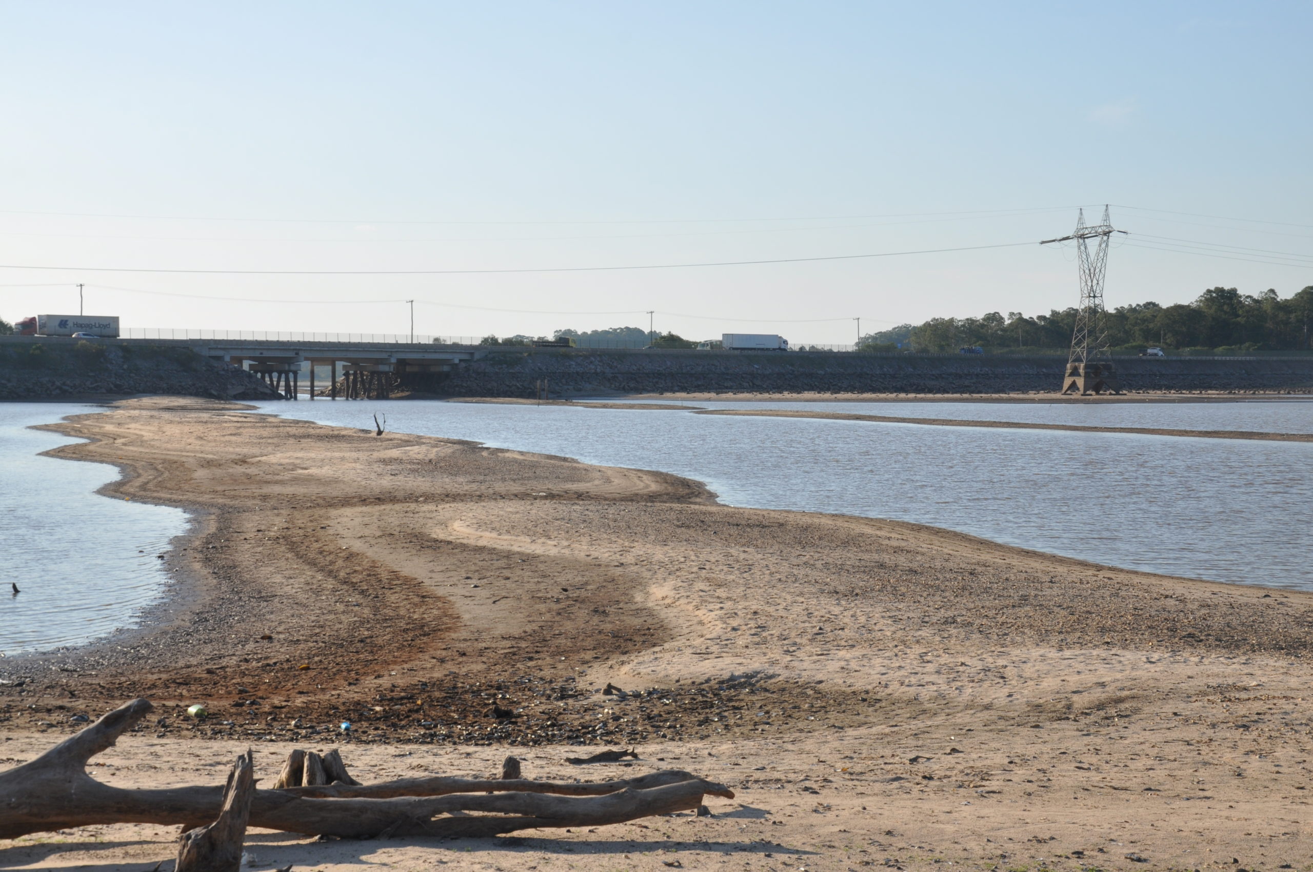 Com estiagem, Barragem Santa Bárbara registra nível negativo histórico
