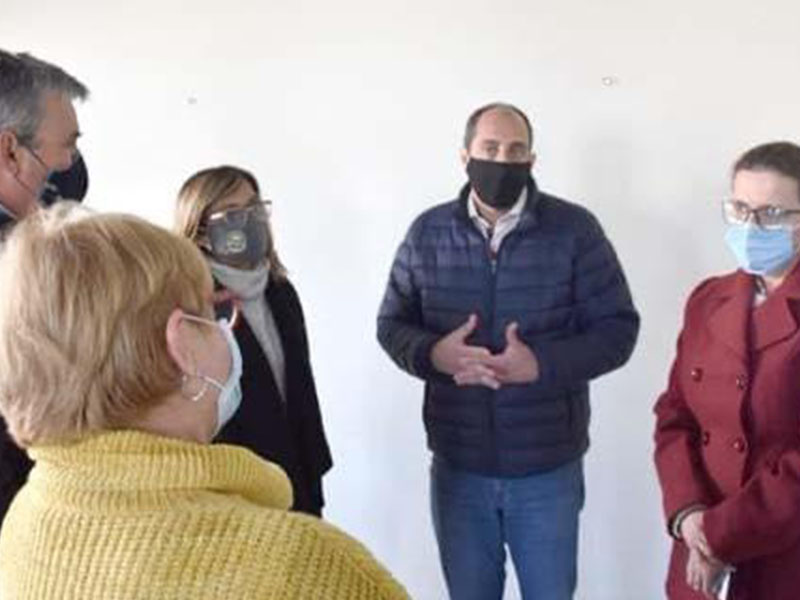 Prefeito de Jaguarão debate alternativas com autoridades uruguaias para acesso de caminhoneiros ao país