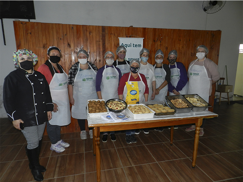 Curso de Bolachas e Salgados do Senar foi realizado em Morro Redondo