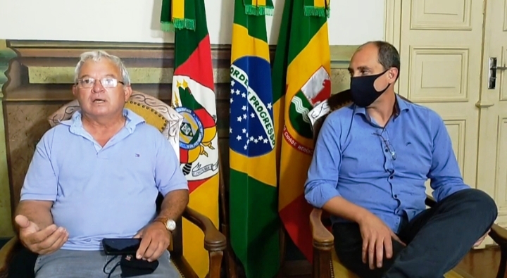 Jaguarão: Após reeleição, Favio Telis concede entrevista à imprensa