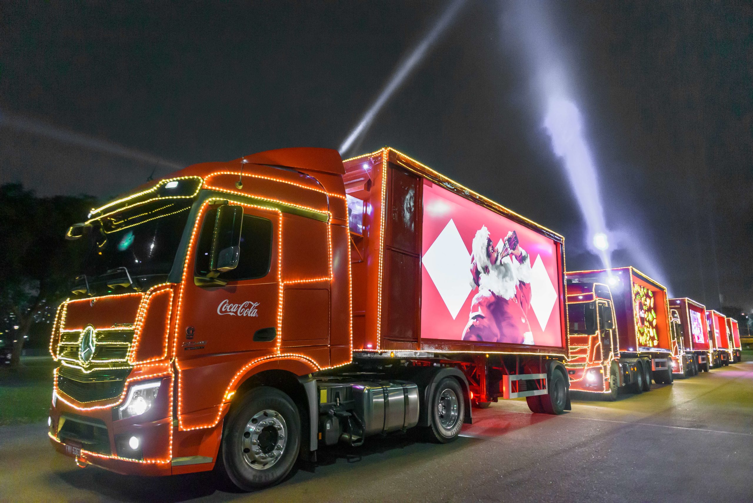 Pelotas recebe Caravanas Iluminadas de Natal da Coca-Cola FEMSA hoje (8)