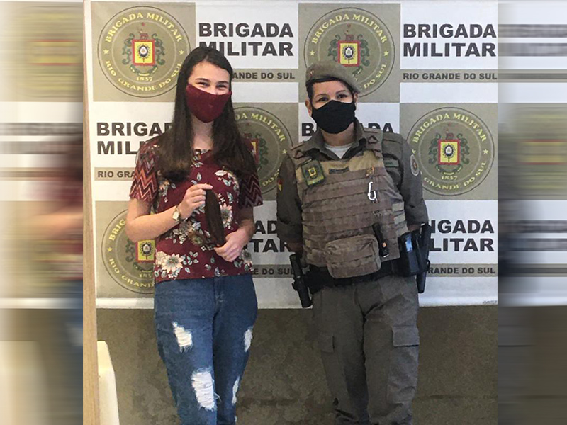 Brigada Militar de Canguçu recebe doação para campanha Cabelos de Aço