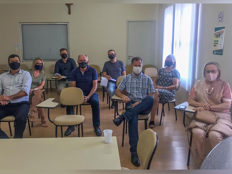 Prefeito de São Lourenço do Sul debate funcionamento do Pronto Socorro da Santa Casa