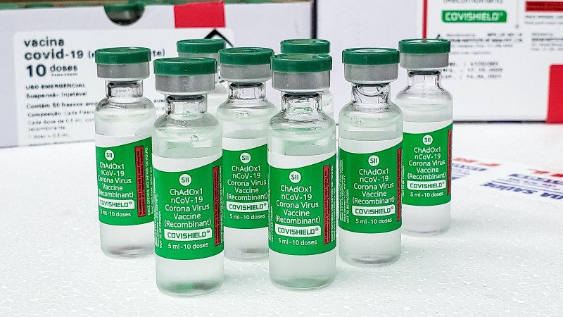Lote com 116 mil doses de vacina contra a Covid-19 chega ao RS e começa a ser distribuído na segunda-feira (25)