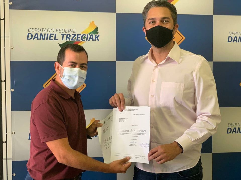Vereador de Pedro Osório encaminha pleitos ao gabinete do deputado Daniel Trzeciak
