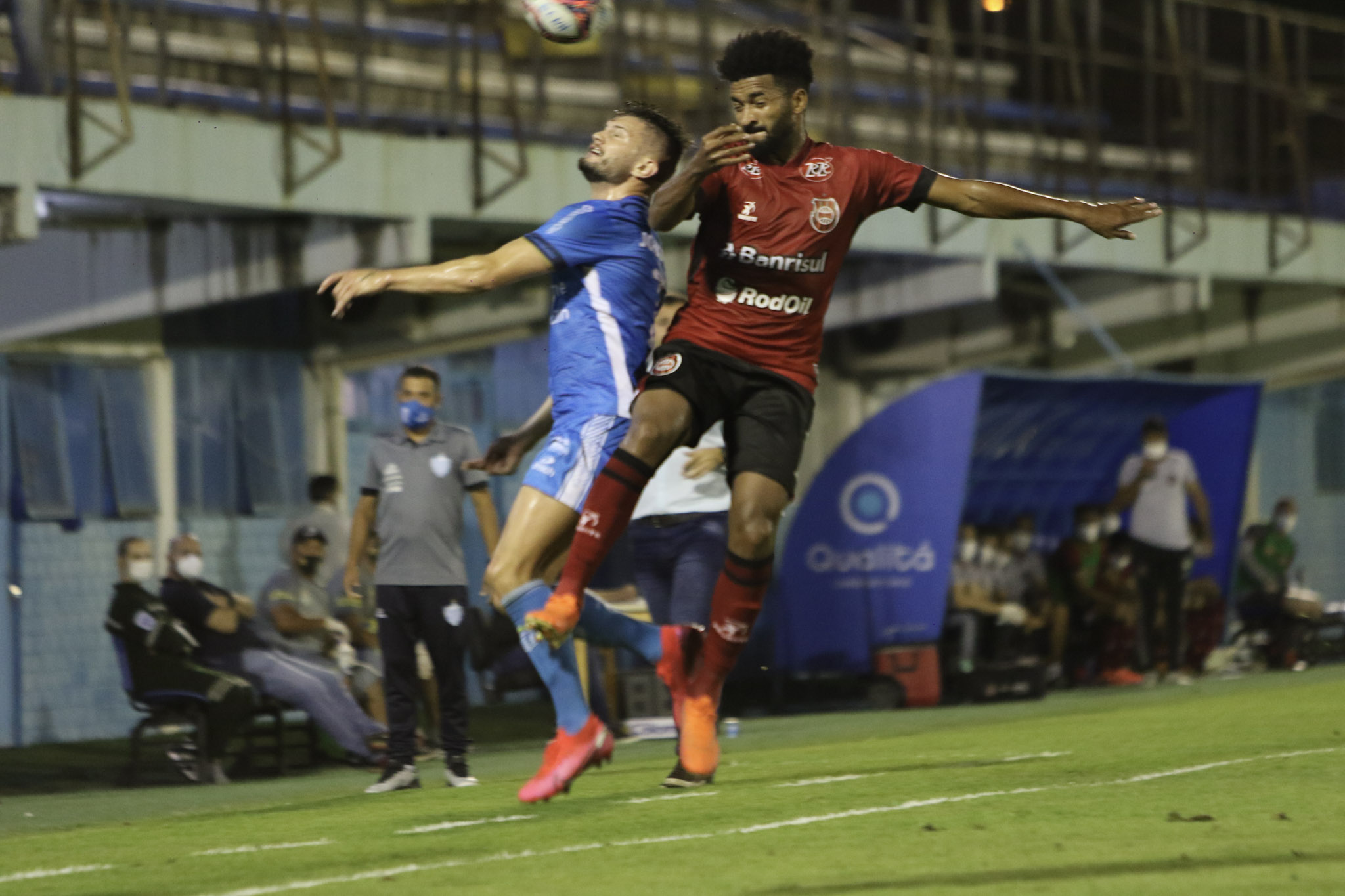 Brasil de Pelotas e Novo Hamburgo empatam no Estádio do Vale