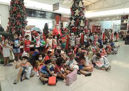Ação social do Shopping Pelotas presenteou 173 crianças da Casa São Francisco de Paula