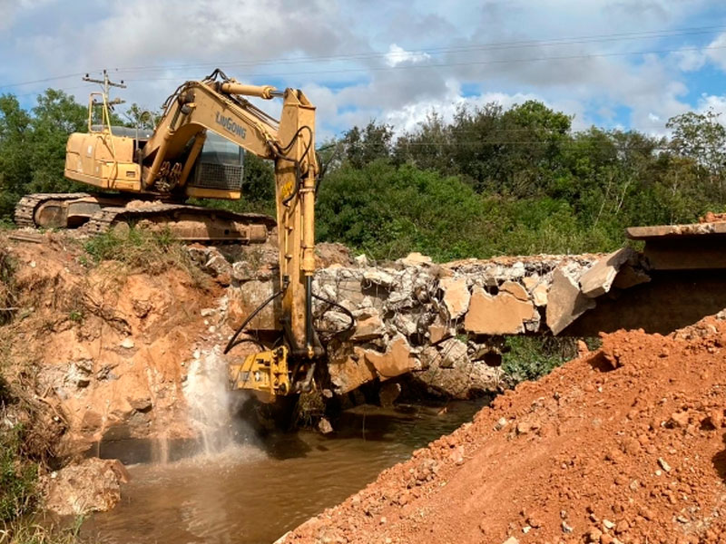 São Lourenço do Sul: Estrada da Camponesa recebe concretagem de nova estrutura