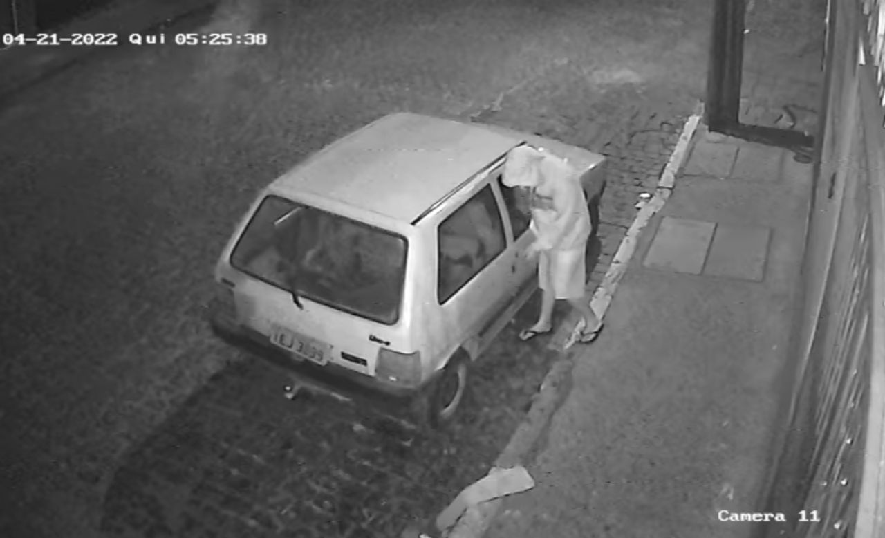 Carro de empresário é furtado no Centro de Canguçu