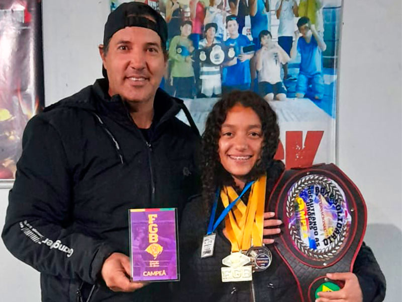 Boxeadora jaguarense é destaque em campeonato