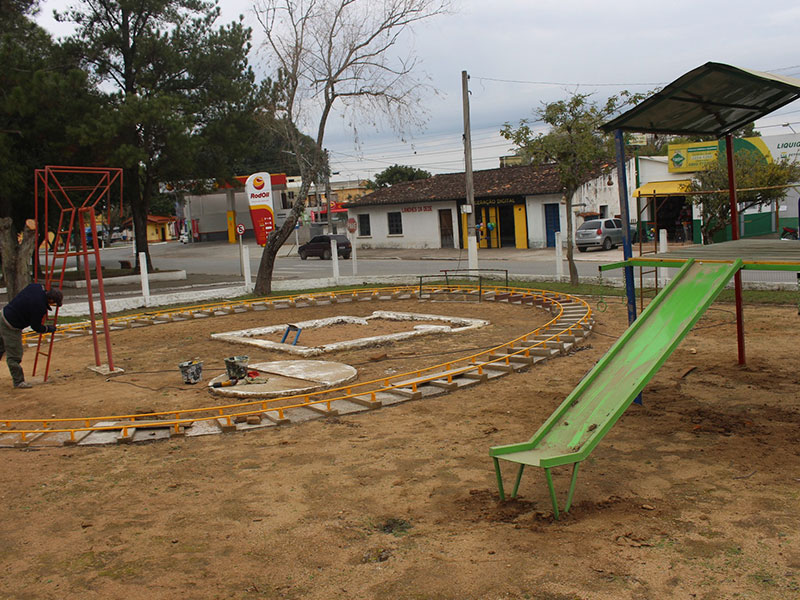 Cerrito: Praça Infantil recebe investimentos em revitalização e novos brinquedos