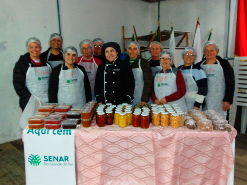 Curso de processamento de frutas do SENAR é realizado em Morro Redondo