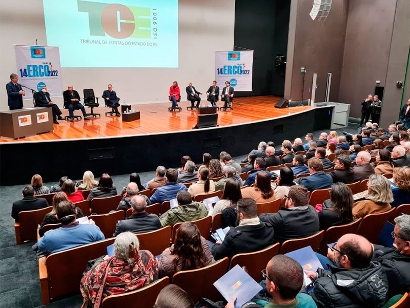 TCE-RS realiza o 14º Encontro de Controle e Orientação em Pelotas