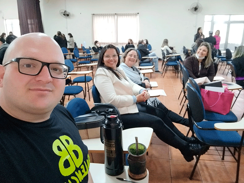Representantes da Secretaria de Saúde de Arroio Grande participam de Encontro Regional sobre Atenção Básica
