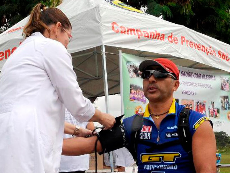 Colesterol alto é fator de risco para doenças cardiovasculares