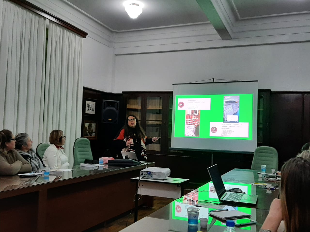 Rio Grande: Núcleo da Mulher Empreendedora realiza mentoria para redes sociais