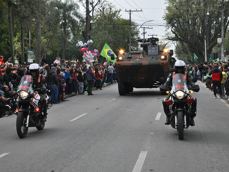 Pelotas celebra Bicentenário da Independência do Brasil com desfile cívico-militar