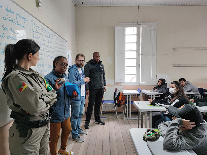 Pelotas: Sanep integra atividade de educação ambiental em escola