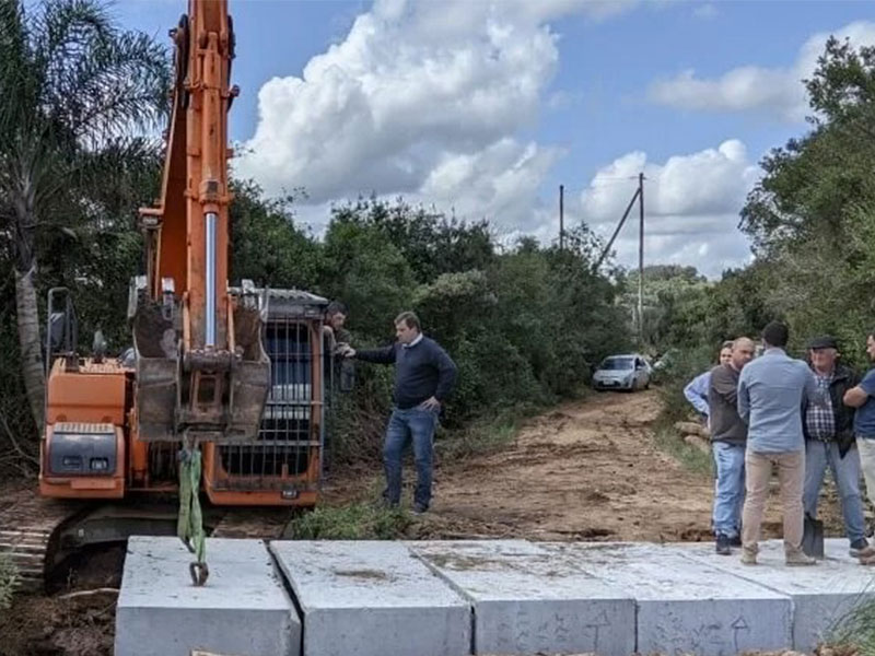Canguçu: Nova ponte de concreto é colocada entre Porteiro Grande e Iguatemi