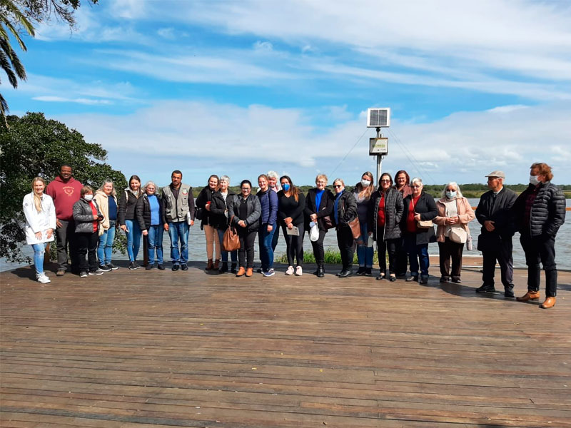 Idosos de Morro Redondo visitam a UFPel e participam de oficinas