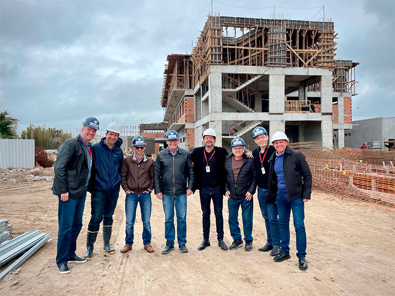 Rio Grande: Câmara de Comércio visita obras do Hospital Monporto