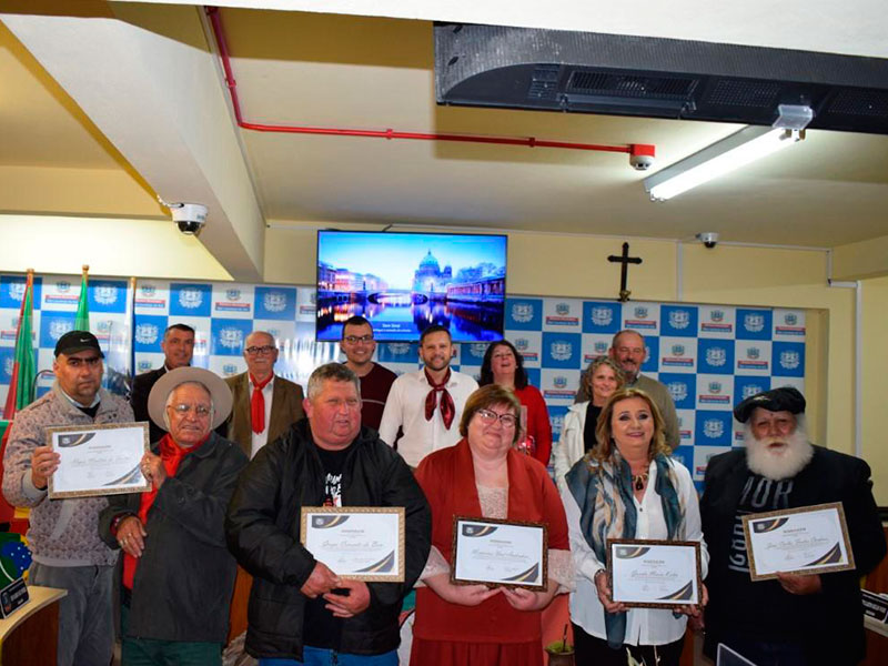 São Lourenço do Sul: Sessão Especial da Câmara homenageia lourencianos