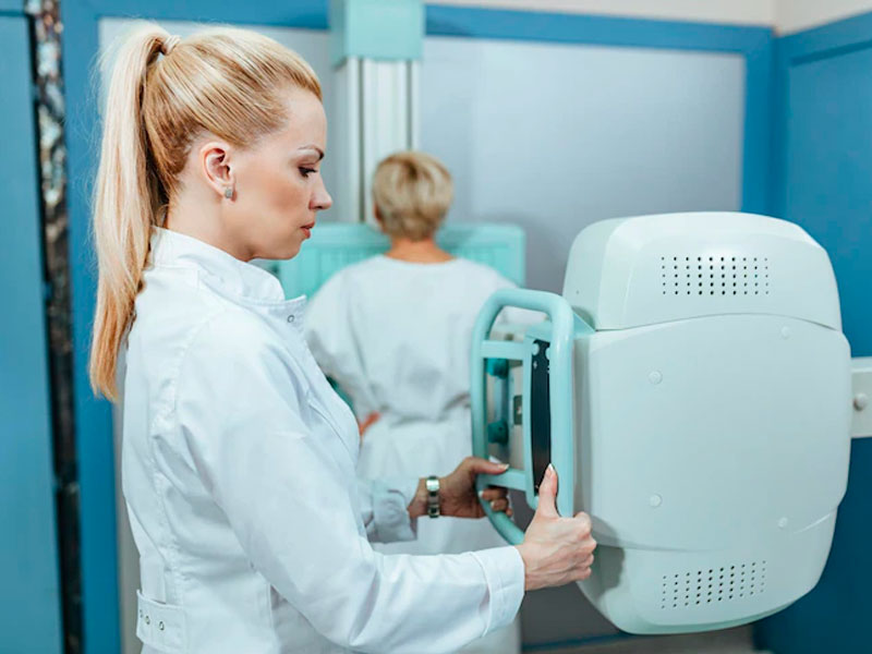 ANS defende que plano cubra mamografia digital sem restrição de idade