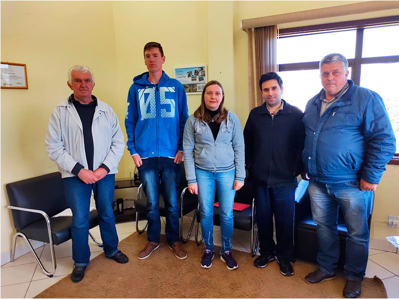 Prefeitura de Arroio do Padre nomeia novos servidores