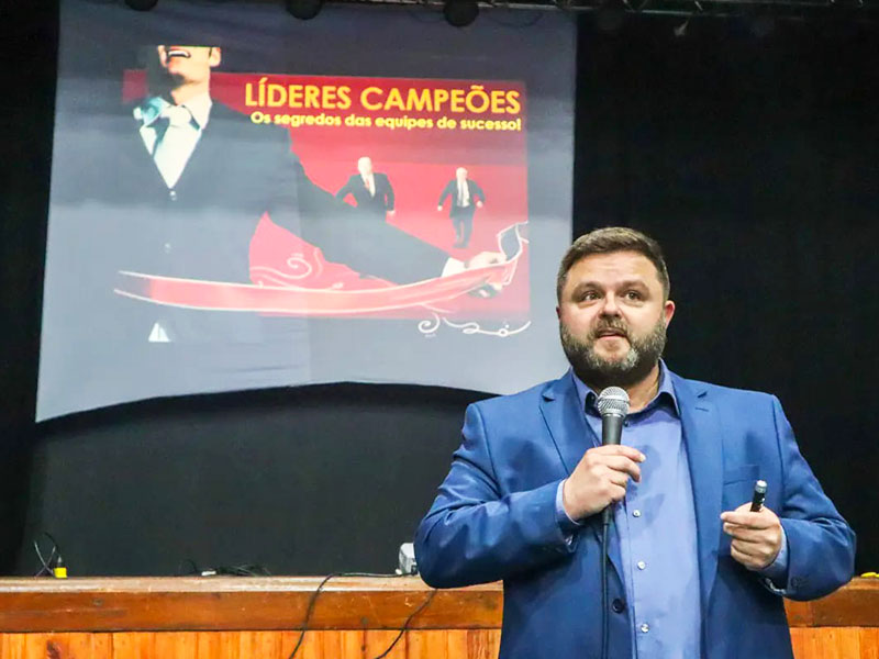 Palestra sobre Liderança é promovida pela Associação Comercial de Arroio Grande