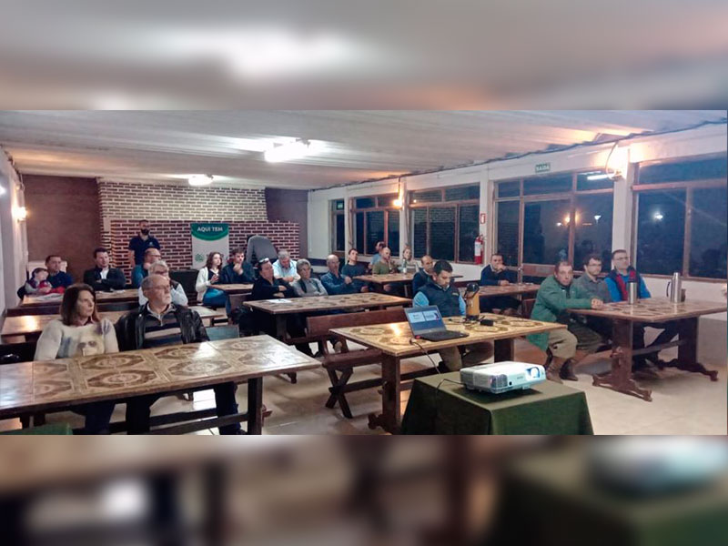 Sindicato Rural realiza reunião sobre programa ATEG com ovinocultores de Jaguarão