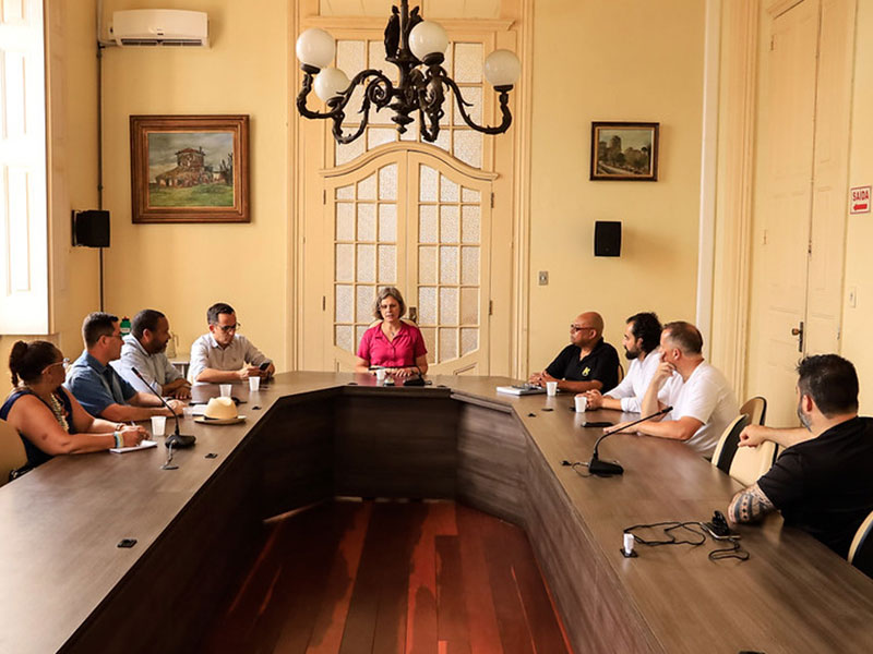 Pelotas: Prefeitura e Assecap acertam apoio ao Carnaval 2023