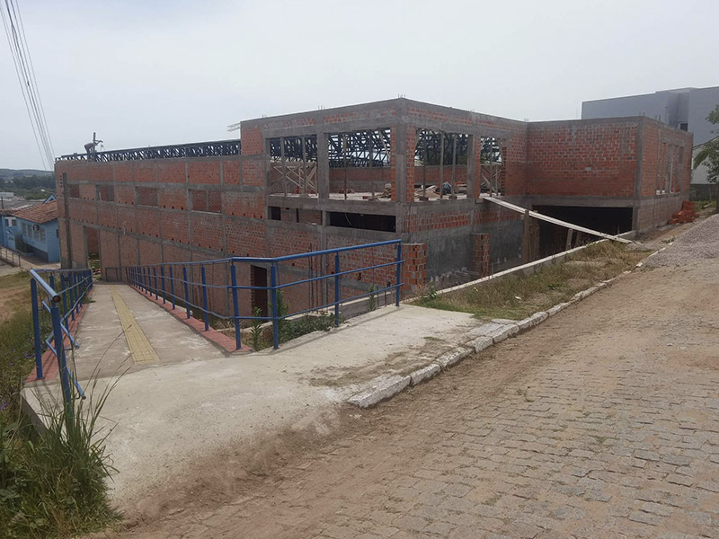 Piratini: Obras avançam e ginásio da Apae poderá começar a funcionar em março