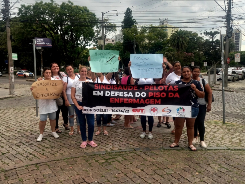 Pelotas aplaude mobilização pela Enfermagem
