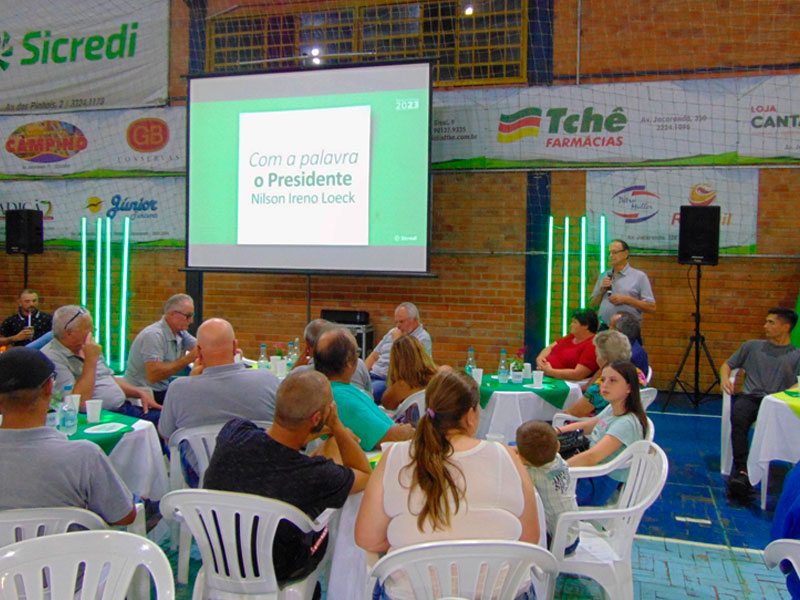 Sicredi Morro Redondo realiza assembleia com associados