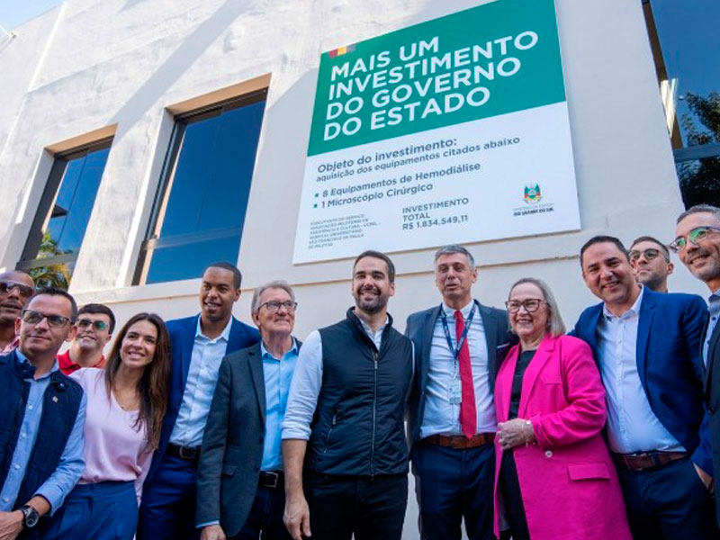 Eduardo Leite (PSDB) participa da entrega de equipamentos para hospitais de Pelotas