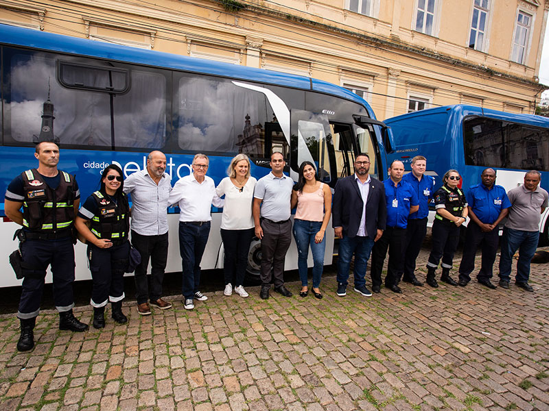 Pelotas: Frota de transporte rural recebe dois ônibus novos