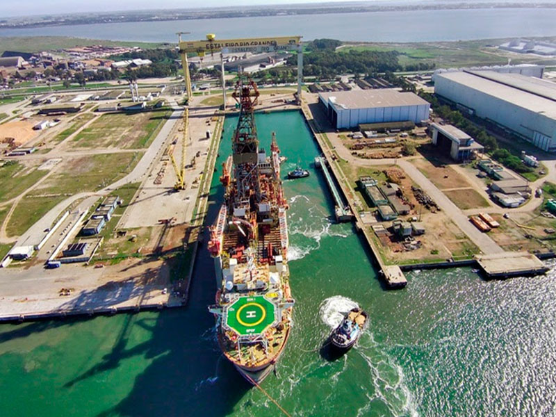Estaleiro Rio Grande vai gerar 700 empregos com reparo de navio de perfuração