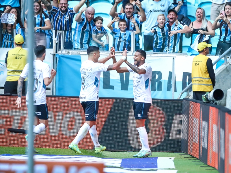 lg-noticias-na-arena--gra-mio-vence-sa-o-paulo-e-entra-no-g4-do-brasieira-oa--36074