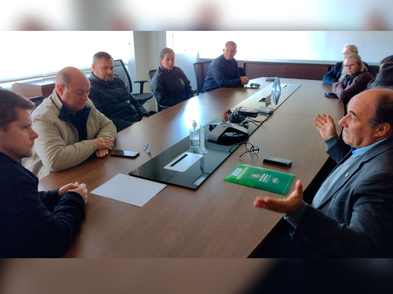Turuçu: Reunião com Ecosul trata da situação dos moradores atingidos pelos alagamentos na BR 116