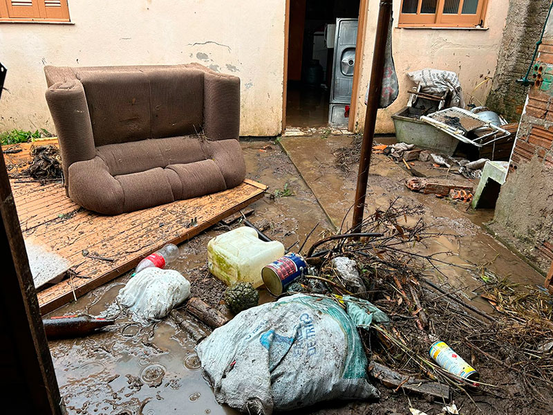 Piratini: Chuva provoca estragos na área urbana e três famílias ficaram desalojadas