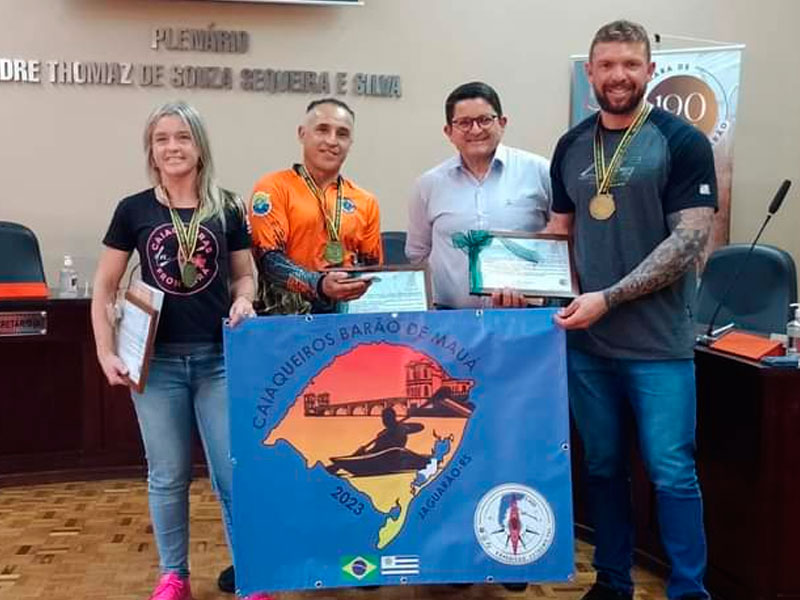 Jaguarão: Legislativo homenageia caiaqueiros pelo desempenho em competição internacional